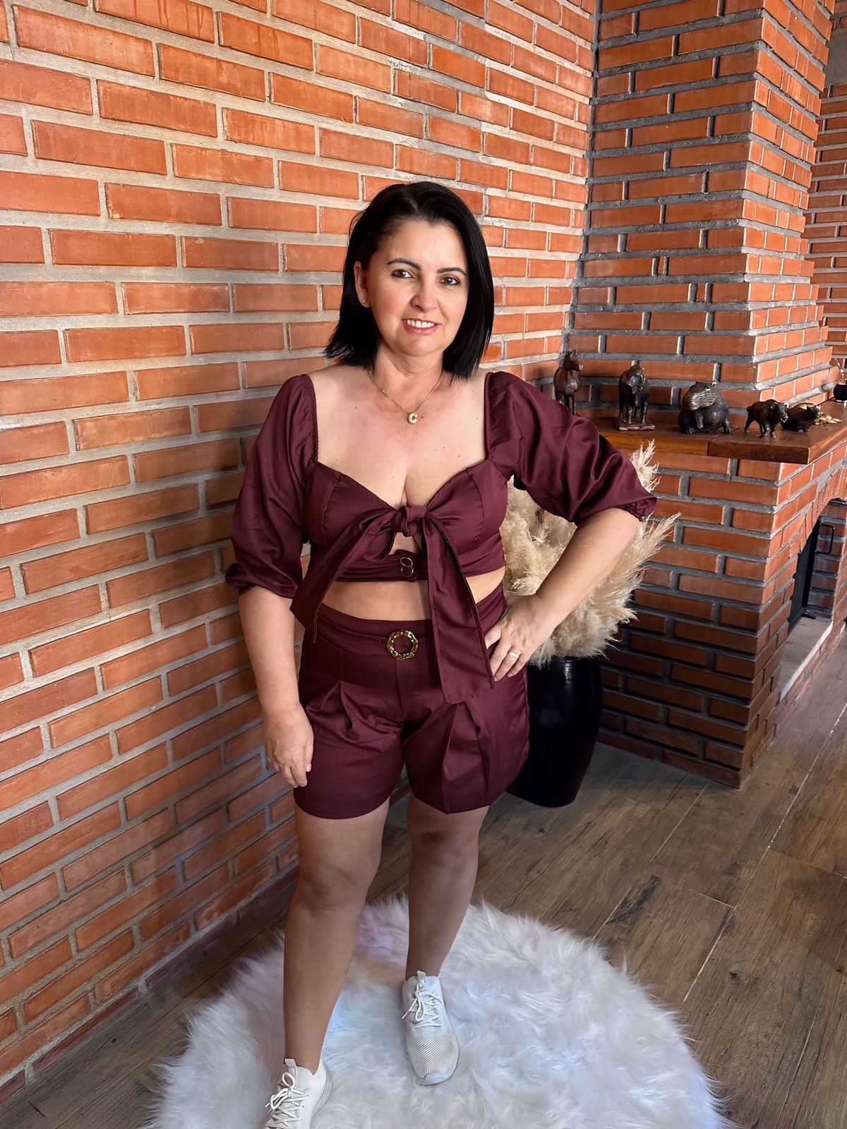 CONJUNTO ALFAIATARIA VINHO - TAMANHO G R$129,90 CONJUNTO ALFAIATARIA VINHO - TAMANHO G