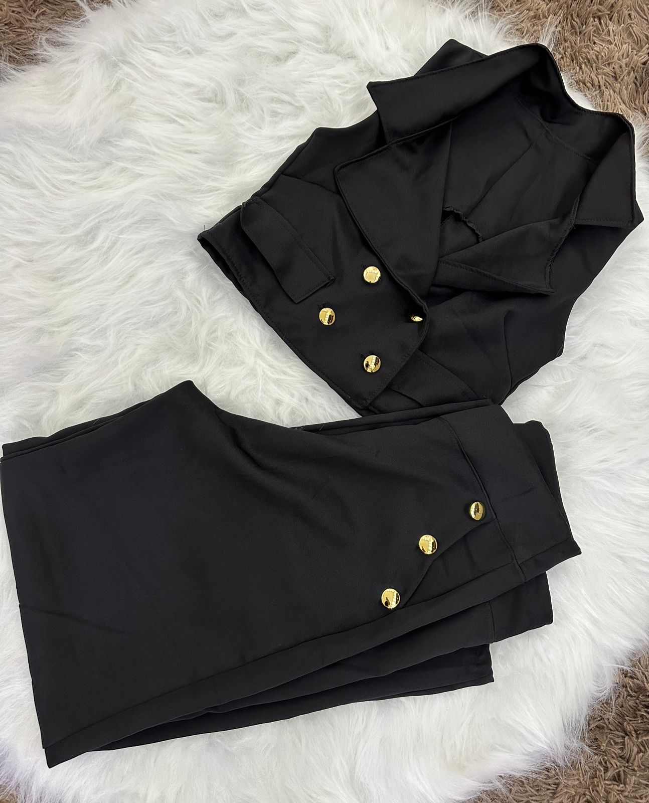 CONJUNTO PRETO LONGO - TAMANHO G R$129,90 CONJUNTO PRETO LONGO - TAMANHO G